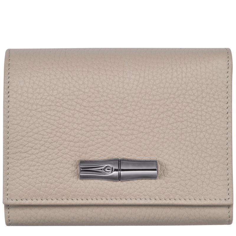 White Longchamp Roseau Essential Women\'s Wallet | 5718-FWSOV